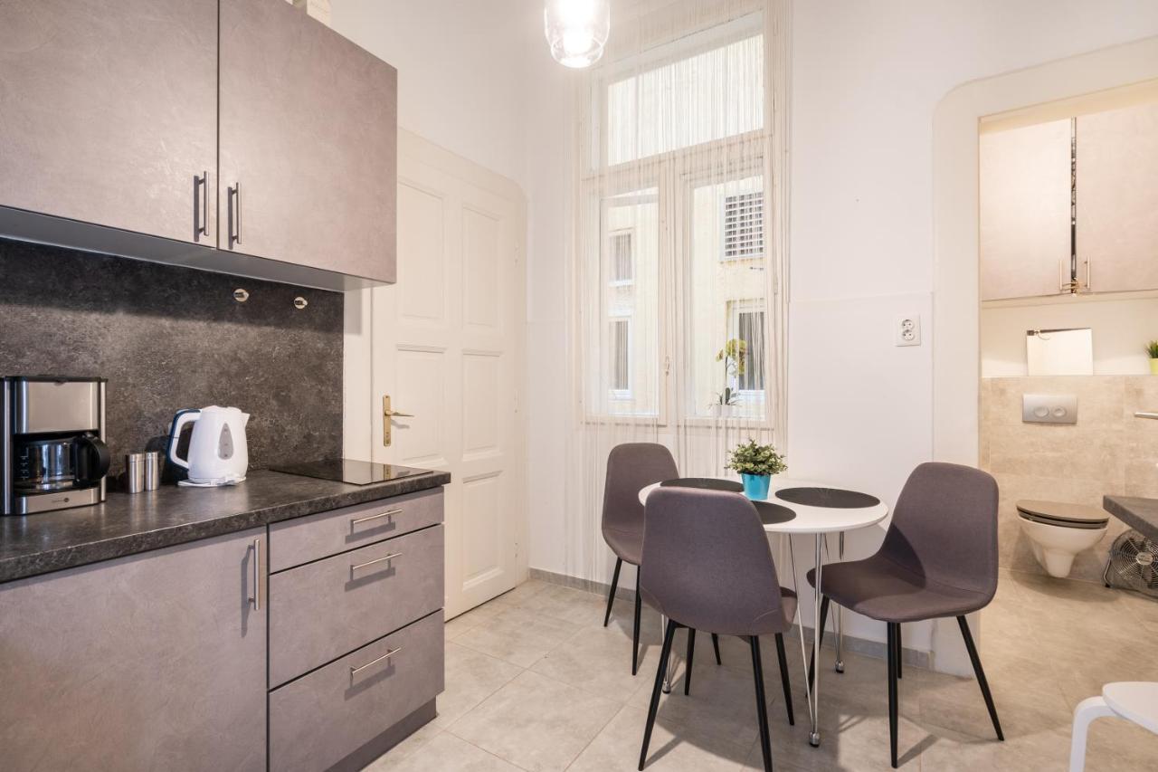 The White House Apartment Budapest Exterior foto