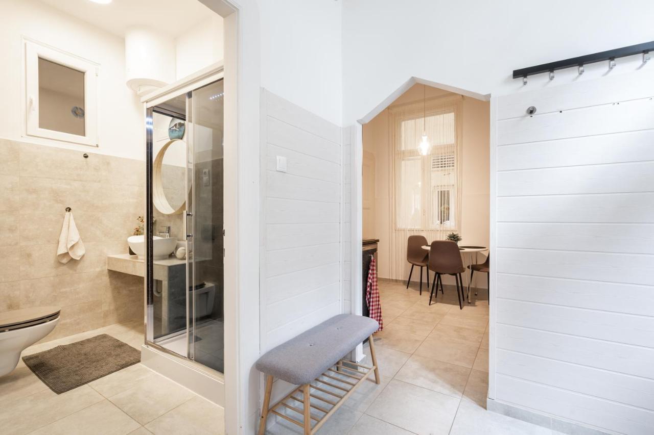 The White House Apartment Budapest Exterior foto