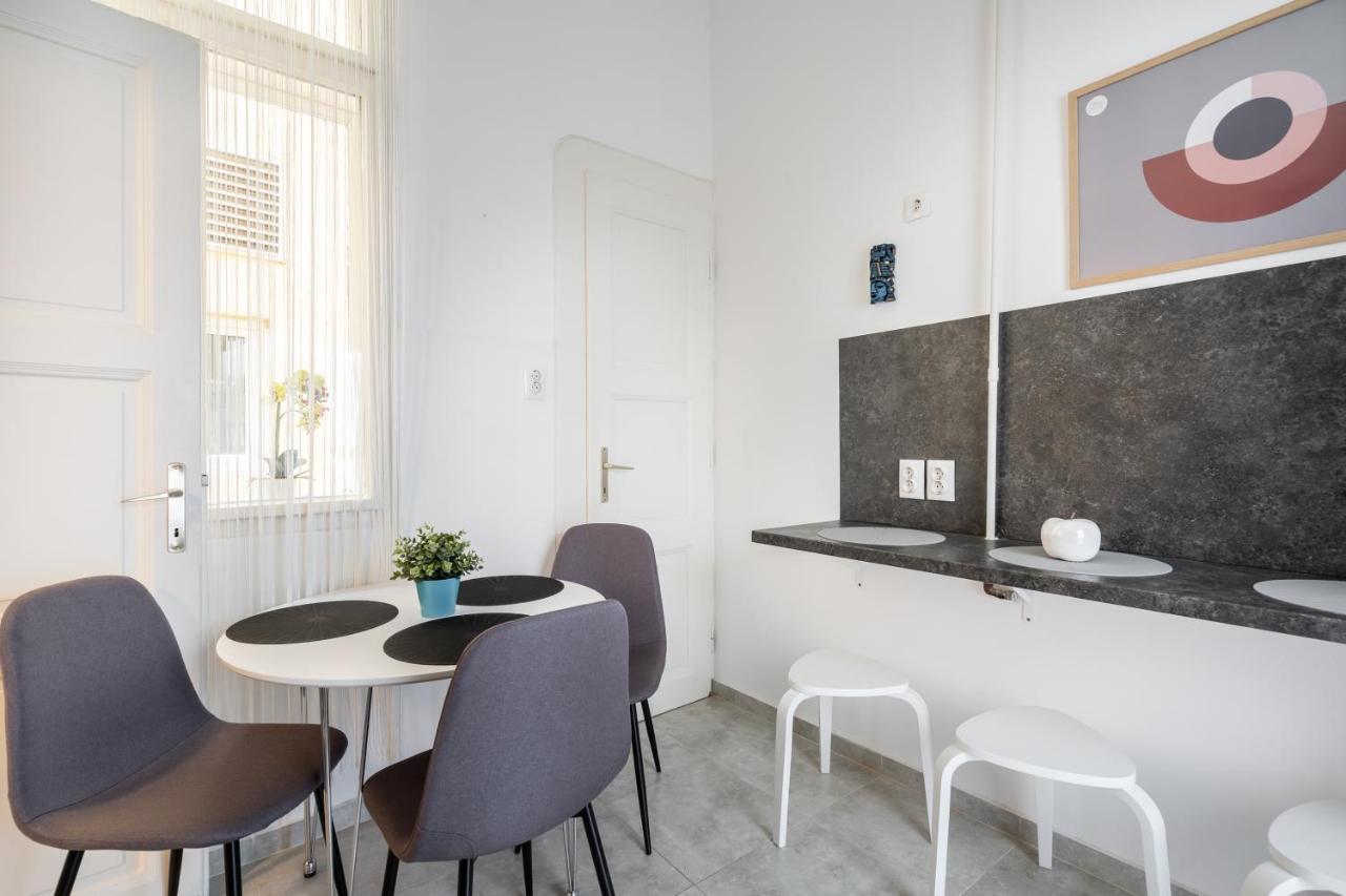 The White House Apartment Budapest Exterior foto